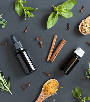 Aromathérapie disponible à la Pharmacie d'Eymet